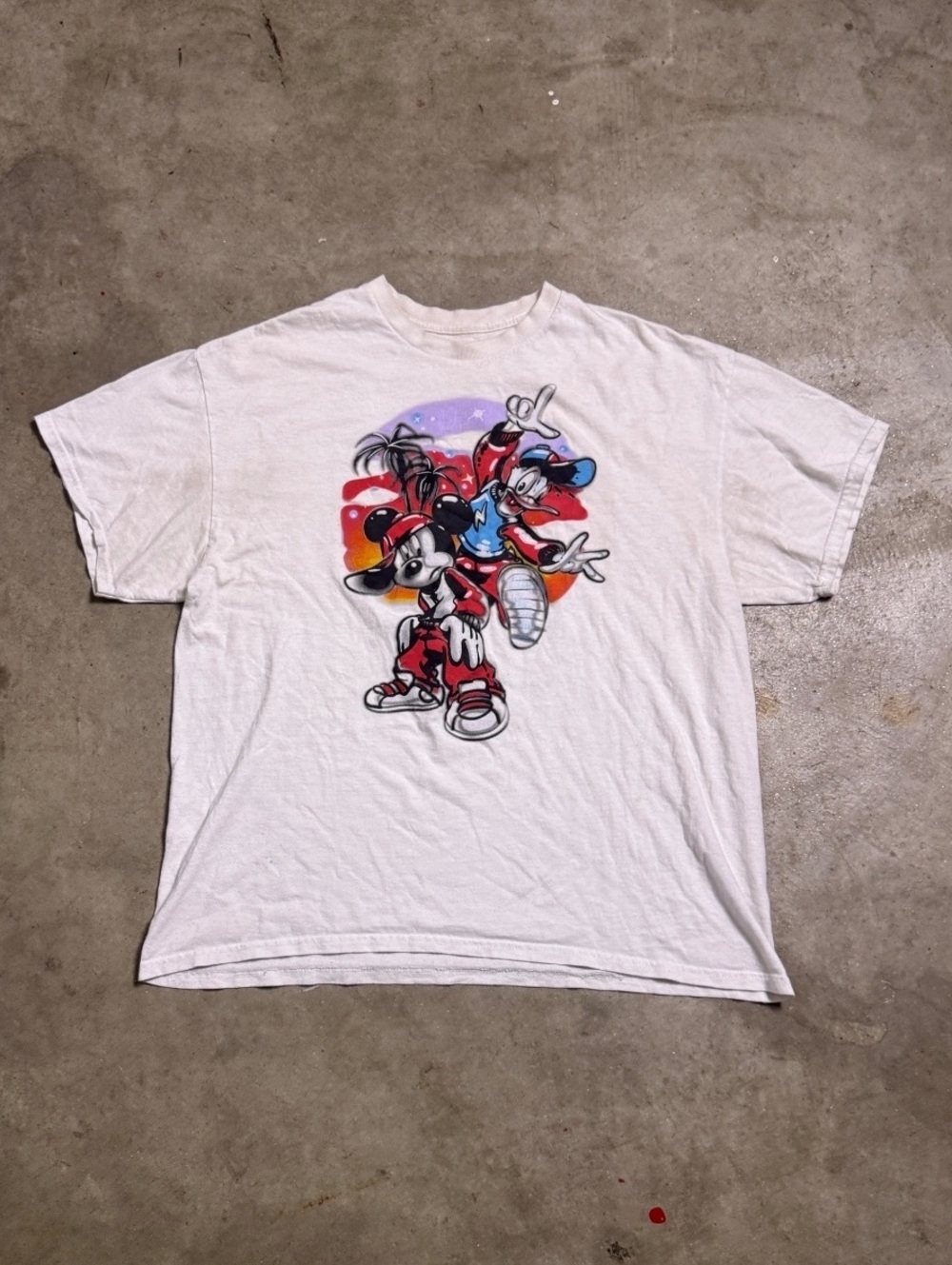 Disney Mickey and Friends Streetwear Graphic Tee XL